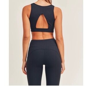 Mono B Women's Black Cutout Performance Sports Bra Size Small Removable Pads NWT